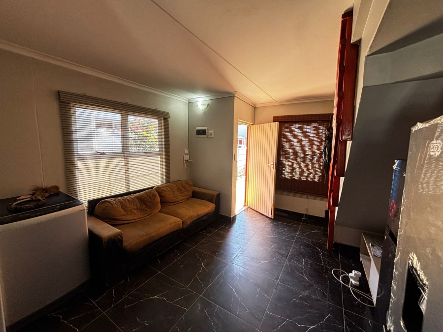 2 Bedroom Property for Sale in Electric City Western Cape